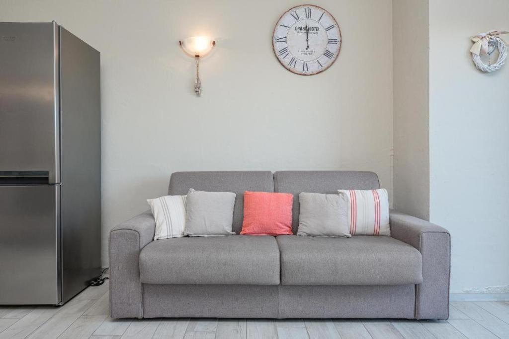 Bellissimo Appartamento Con Veranda Privata Al Centro Di Porto Rotondo Extérieur photo