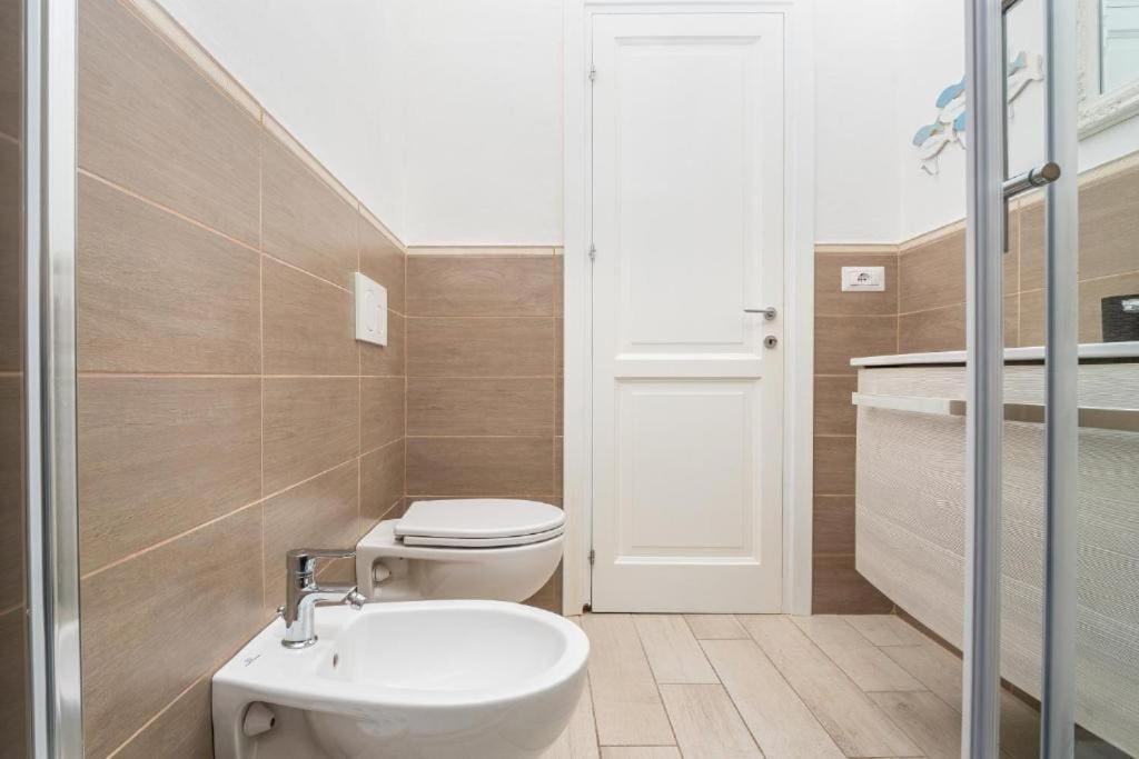 Bellissimo Appartamento Con Veranda Privata Al Centro Di Porto Rotondo Extérieur photo
